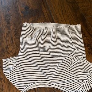 american eagle crop top